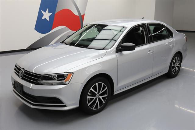 2016 Volkswagen Jetta (Silver/Black)