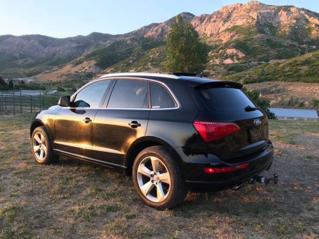 2009 Audi Q5 (Black/Black)