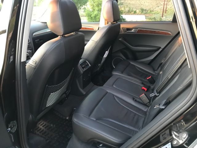 2009 Audi Q5 (Black/Black)