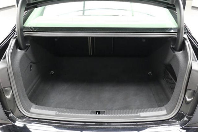 2016 Audi A6 (Black/Black)