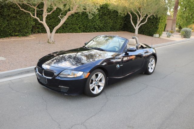 2007 BMW Z4 (Blue/Tan)