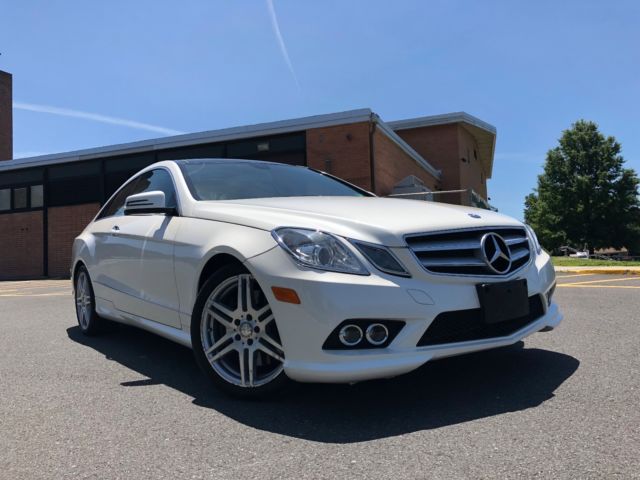 2010 Mercedes-Benz E550 (Diamond White/Almond)