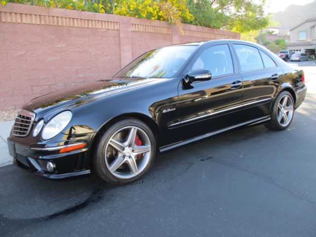 2009 Mercedes-Benz E-Class (Black/Black)