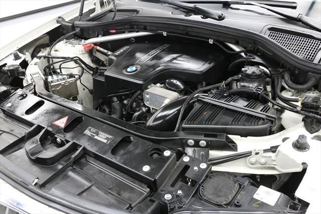 2014 BMW X3 (White/Gray)