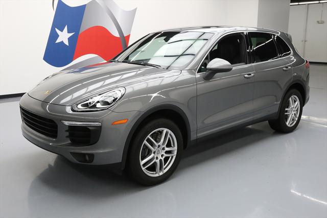 2016 Porsche Cayenne (Gray/Black)