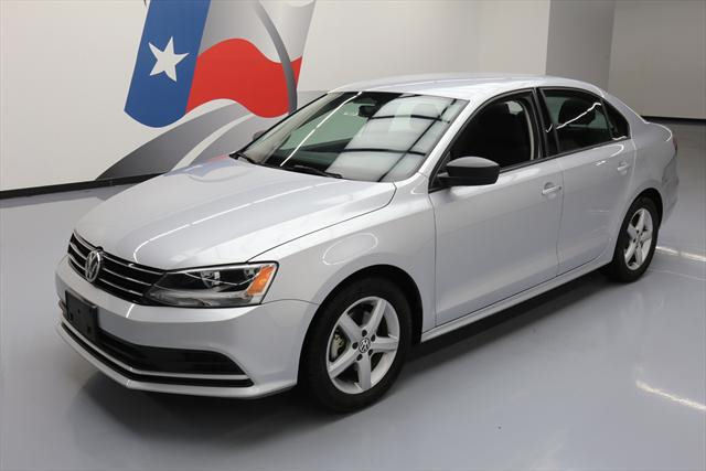 2016 Volkswagen Jetta (Silver/Black)