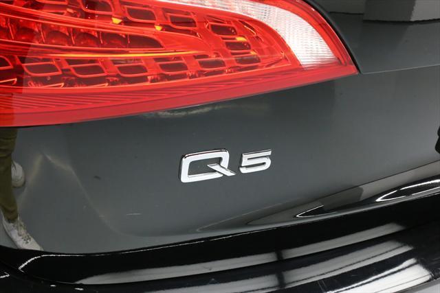 2012 Audi Q5 (Black/Gray)