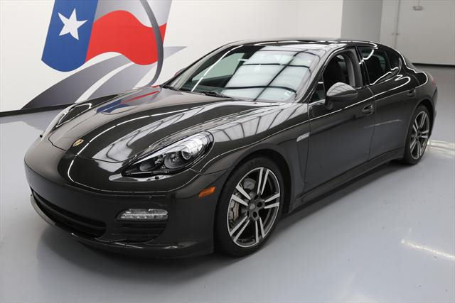 2012 Porsche Panamera (Gray/Black)