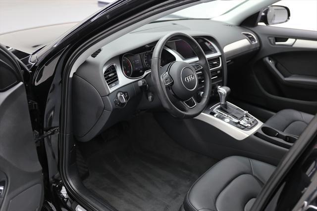 2016 Audi A4 (Black/Black)