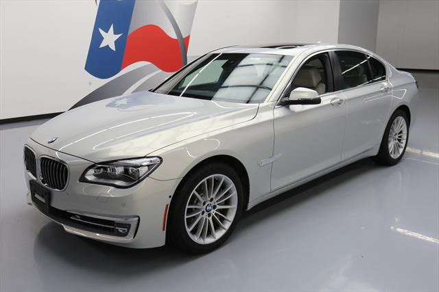 2015 BMW 7-Series (Silver/Tan)