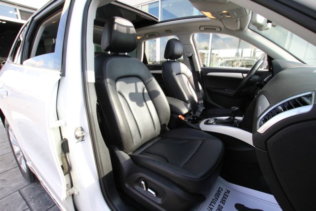 2015 Audi Q5 (White/Black)