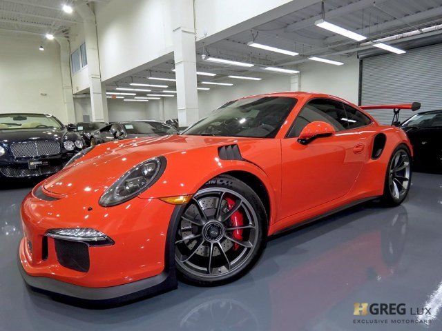 2016 Porsche 911 (Orange/Black)