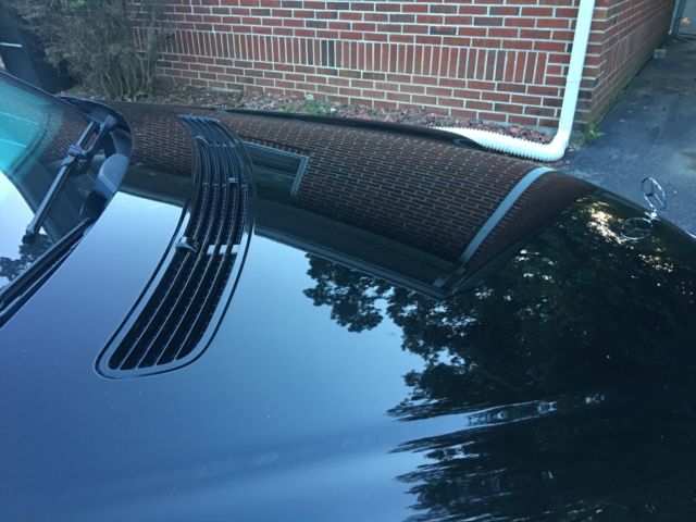2008 Mercedes-Benz E-Class (Black/Black)