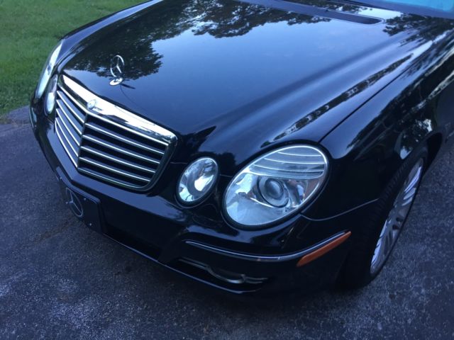 2008 Mercedes-Benz E-Class (Black/Black)