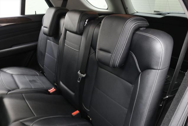 2014 Mercedes-Benz M-Class (Black/Black)