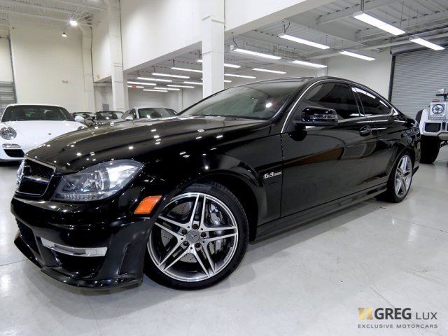 2015 Mercedes-Benz C-Class (Black/Black)