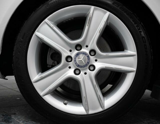 2010 Mercedes-Benz C-Class (White/--)