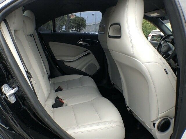2016 Mercedes-Benz CLA-Class (Black/Ash)