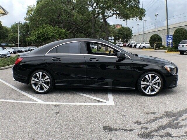 2016 Mercedes-Benz CLA-Class (Black/Ash)