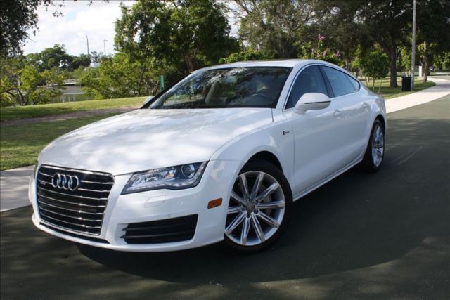 2014 Audi A7 (White/Tan)