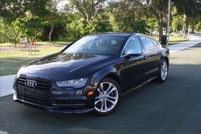 2016 Audi A7 (Blue/Gray)