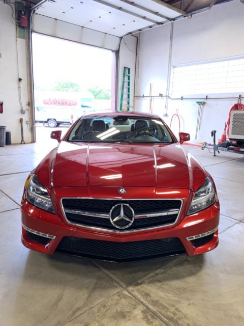 2014 Mercedes-Benz CLS-Class (Red/Tan)