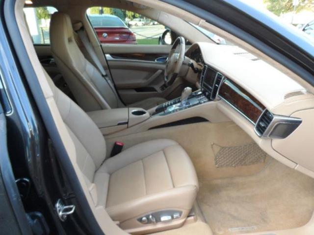 2011 Porsche Panamera (Gray/Beige)