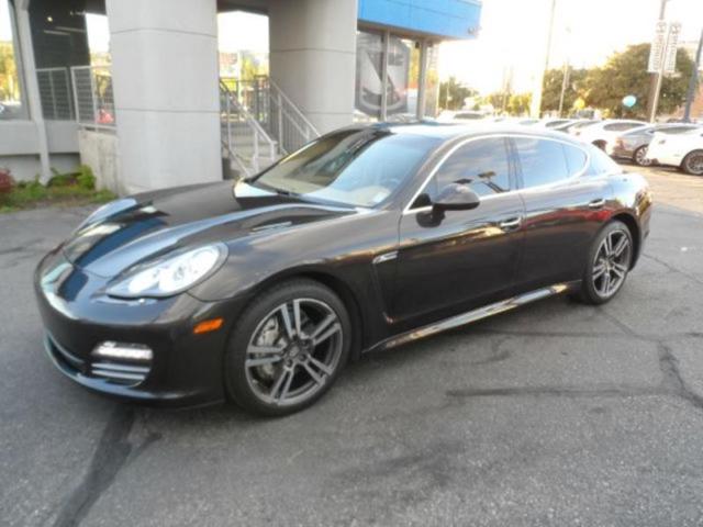 2011 Porsche Panamera (Gray/Beige)
