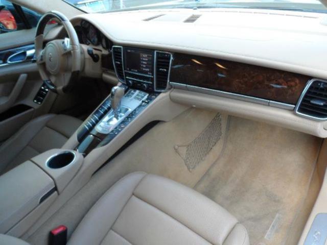 2011 Porsche Panamera (Gray/Beige)