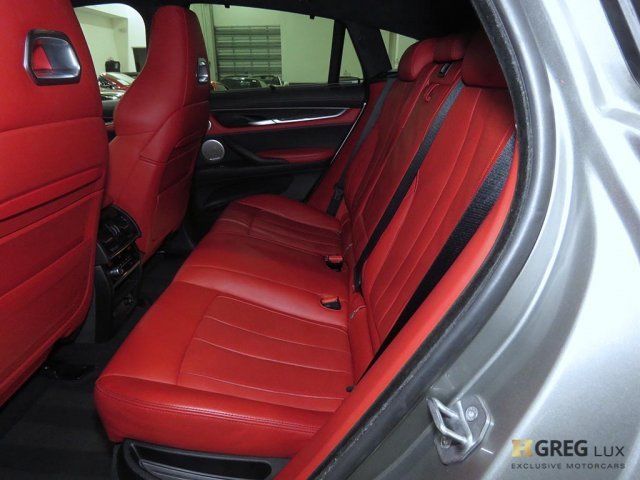 2015 BMW X6 (Gray/Red)