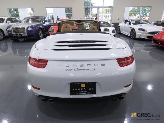 2014 Porsche 911 (White/Luxor Beige)