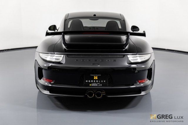 2016 Porsche 911 (Black/Black)