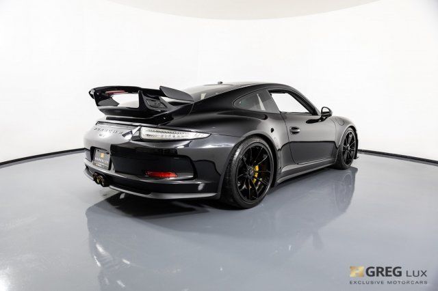2016 Porsche 911 (Black/Black)