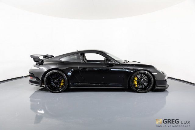 2016 Porsche 911 (Black/Black)