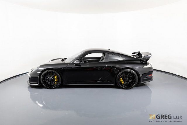 2016 Porsche 911 (Black/Black)