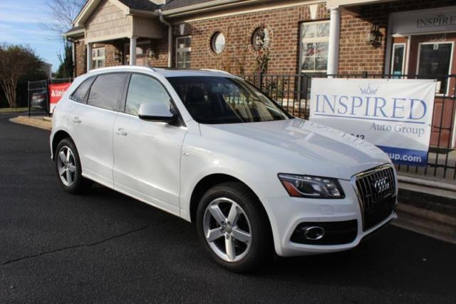 2012 Audi Q5 (White/Black)