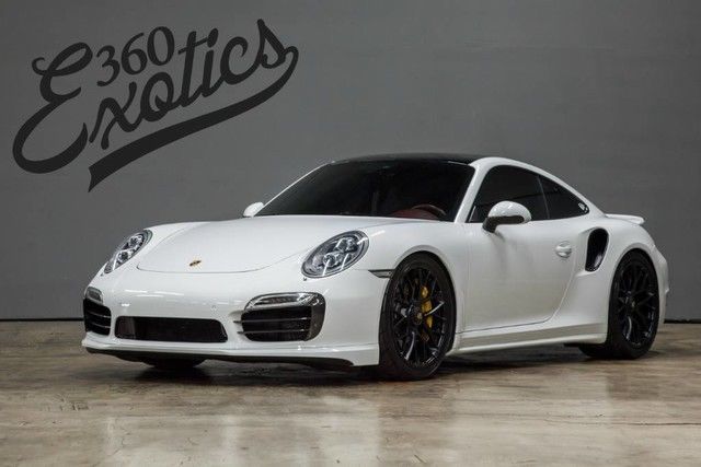 2014 Porsche 911 (White/Red)