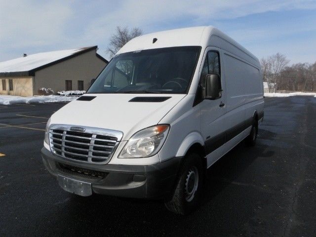 2011 Mercedes-Benz Sprinter (--/Gray)