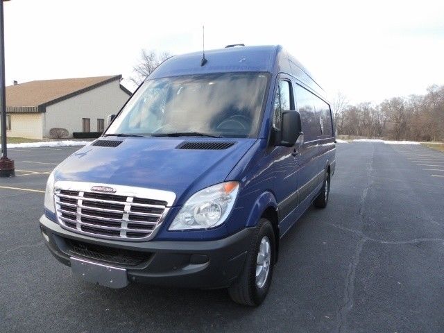 2013 Mercedes-Benz Sprinter (Blue/Gray)