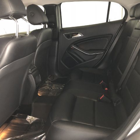 2015 Mercedes-Benz GLA-Class (Gray/Black)