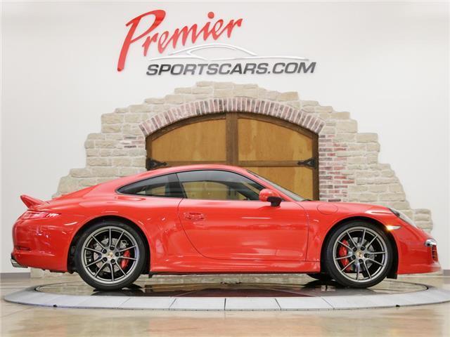 2015 Porsche 911 (Red/Black)