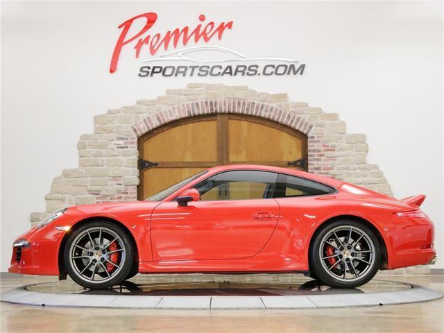 2015 Porsche 911 (Red/Black)