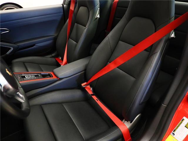 2015 Porsche 911 (Red/Black)