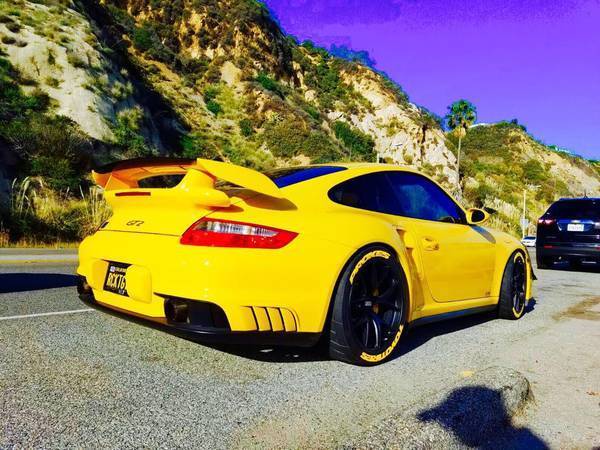 2008 Porsche 911 (Yellow/Black)