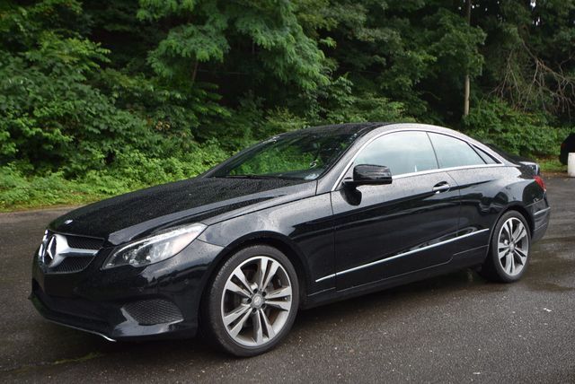 2015 Mercedes-Benz E-Class (Black/Black)