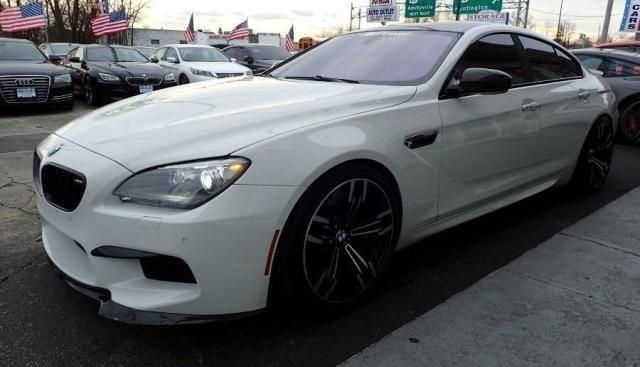 2014 BMW M6 (White/Black)