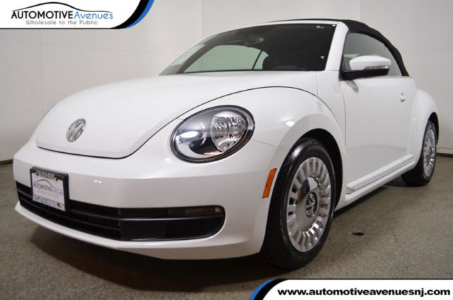 2015 Volkswagen Beetle-New (Black/Black)