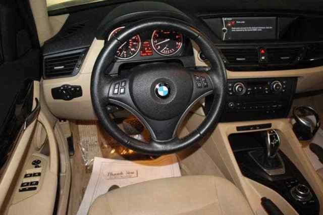 2012 BMW X1 (Gray/Beige)