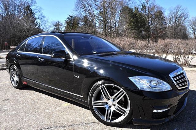 2010 Mercedes-Benz S-Class (Jet black/Black)