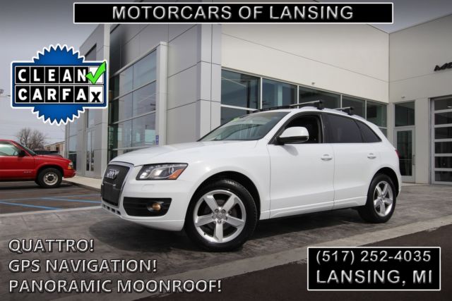 2012 Audi Q5 (White/Black)